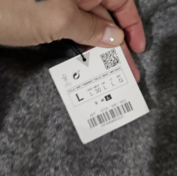 Zara sleevless turtleneck style sweater - Picture 4 of 7